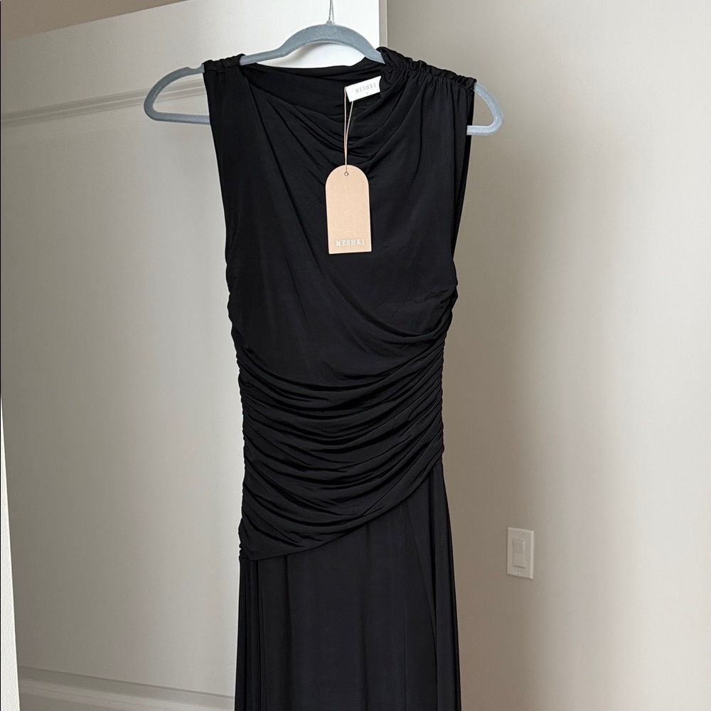 Meshki Black hourglass midi Dress - Picture 3 of 7